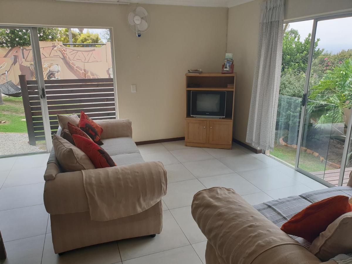 Amakaya Backpackers Travellers Accommodation Plettenberg Bay Exterior foto