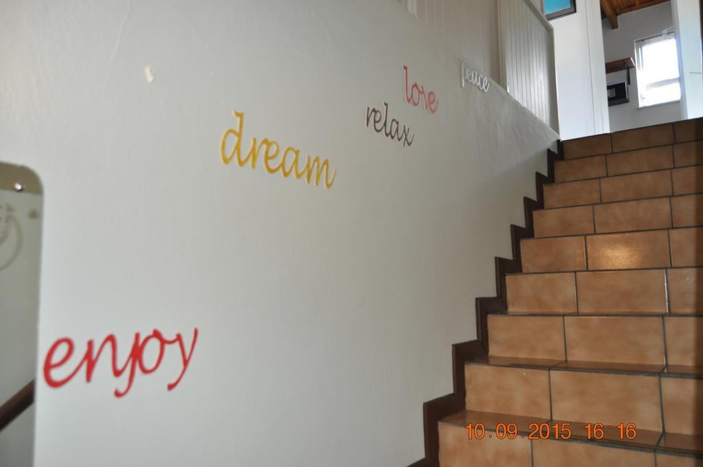 Amakaya Backpackers Travellers Accommodation Plettenberg Bay Exterior foto