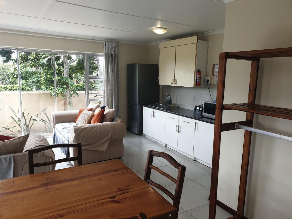 Amakaya Backpackers Travellers Accommodation Plettenberg Bay Exterior foto