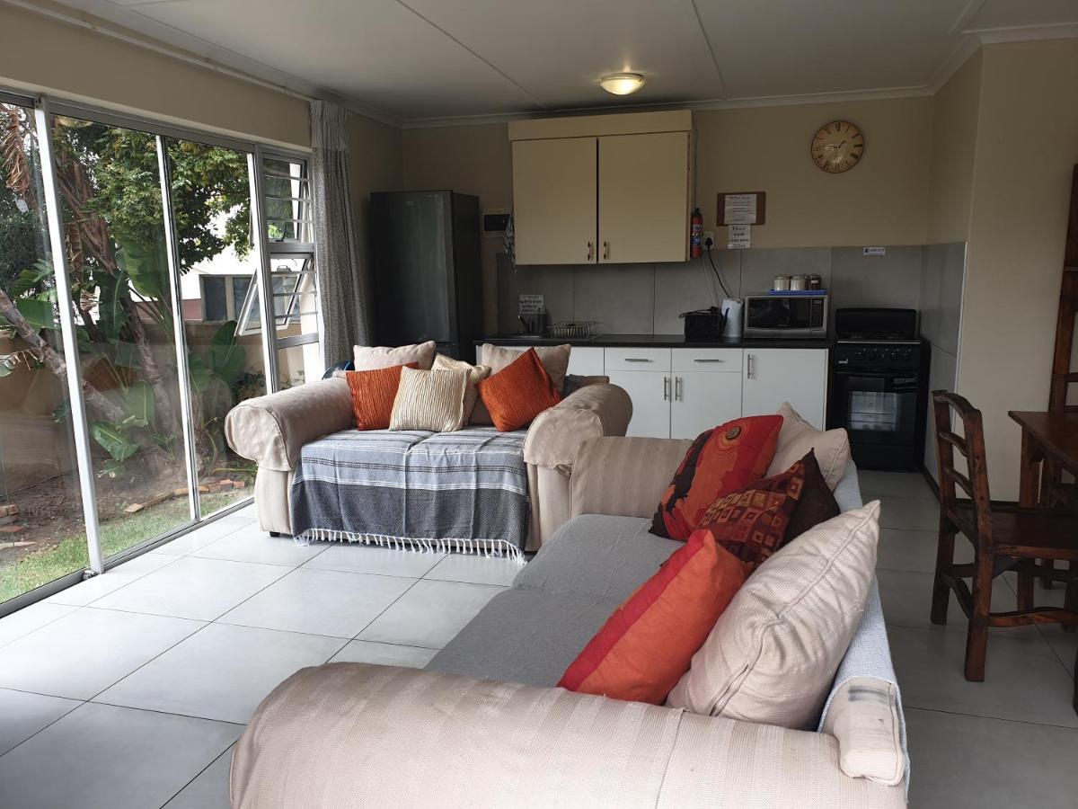 Amakaya Backpackers Travellers Accommodation Plettenberg Bay Exterior foto