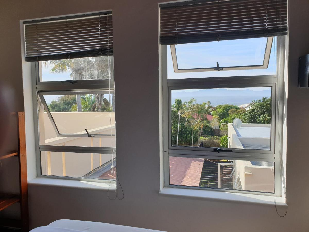 Amakaya Backpackers Travellers Accommodation Plettenberg Bay Exterior foto