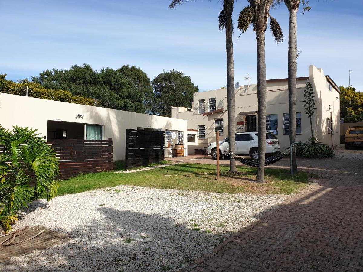 Amakaya Backpackers Travellers Accommodation Plettenberg Bay Exterior foto