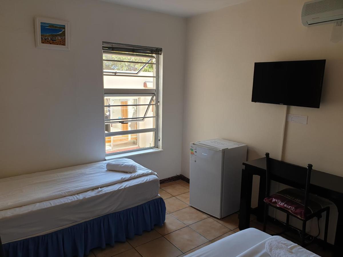 Amakaya Backpackers Travellers Accommodation Plettenberg Bay Exterior foto