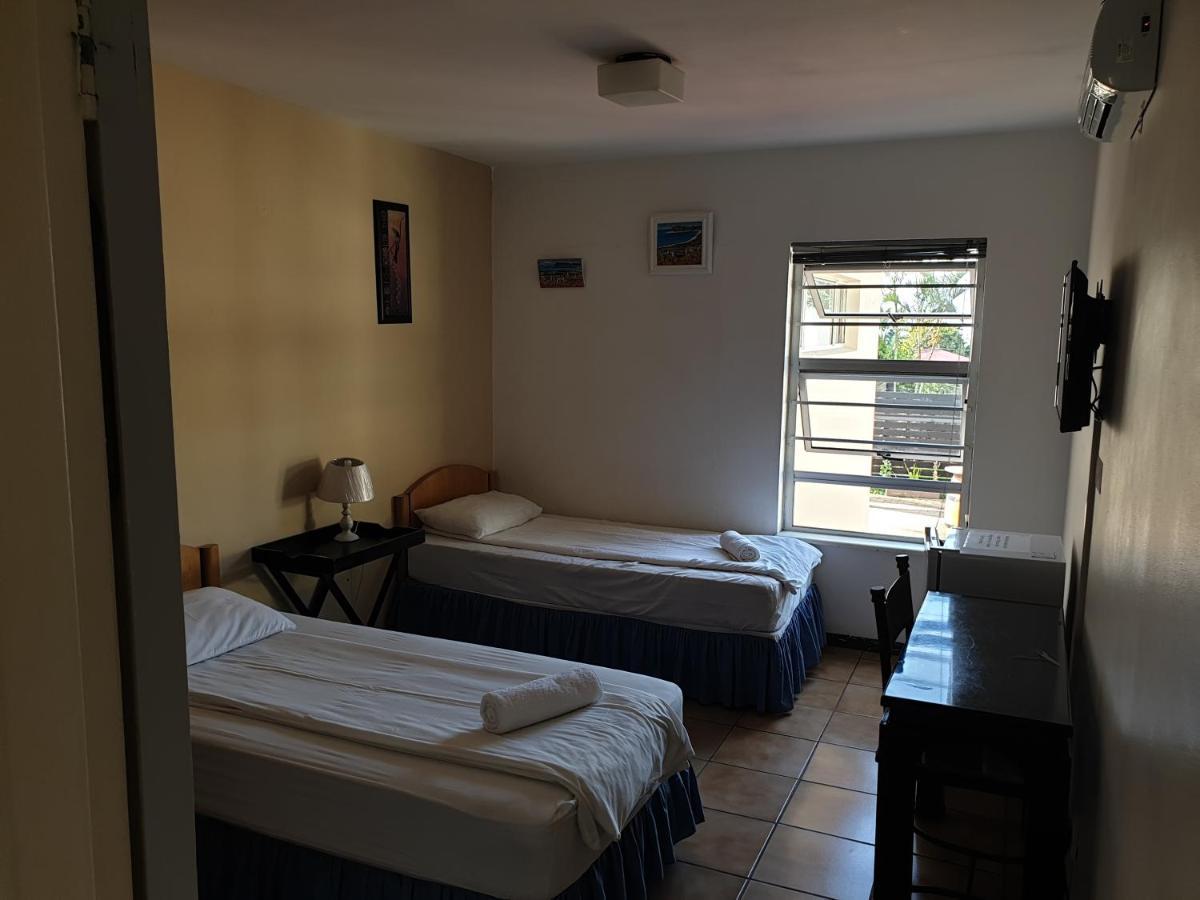 Amakaya Backpackers Travellers Accommodation Plettenberg Bay Exterior foto